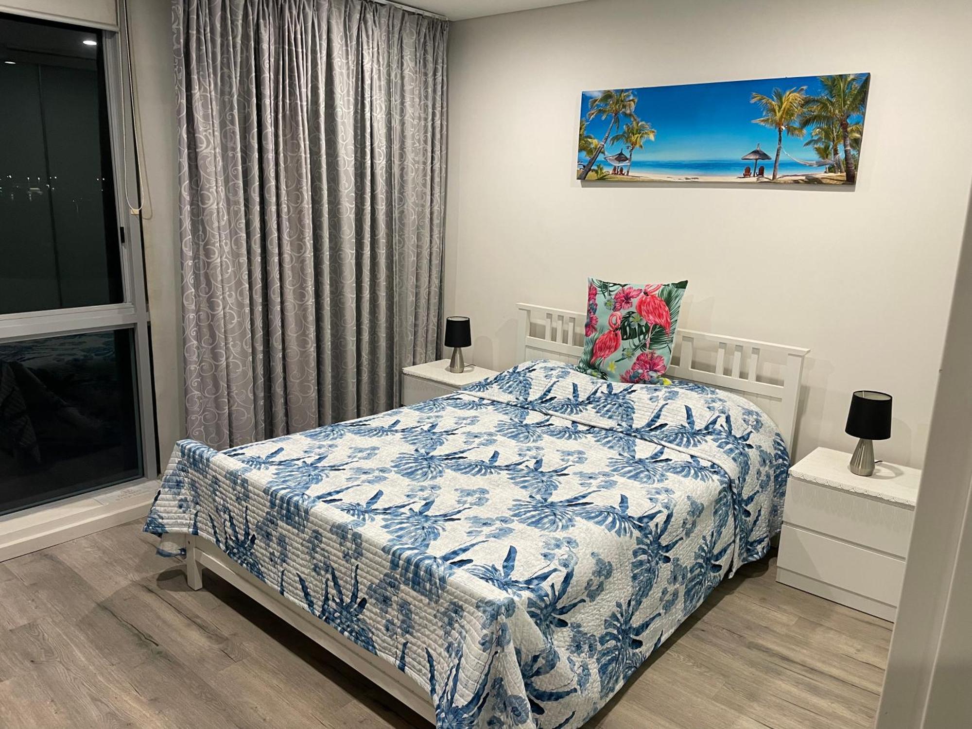 Marina Ocean View At The Shores Gold Coast Exterior photo